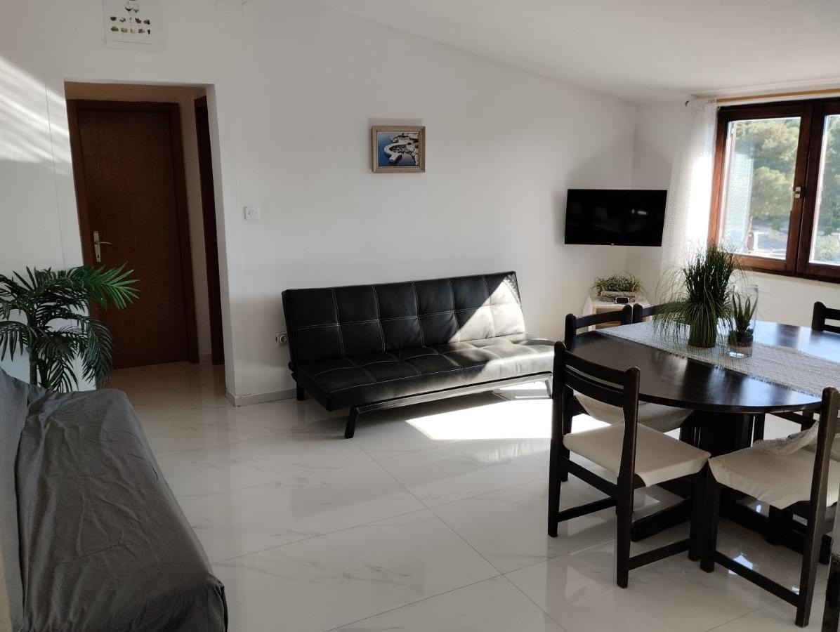 Braco Apartments By The Sea With A Sea View Zaboric Eksteriør bilde
